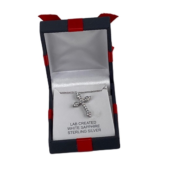 NWT Sterling Silver & White Sapphire Crucifix on 18” 925 Chain In Box 925 - Picture 1 of 6